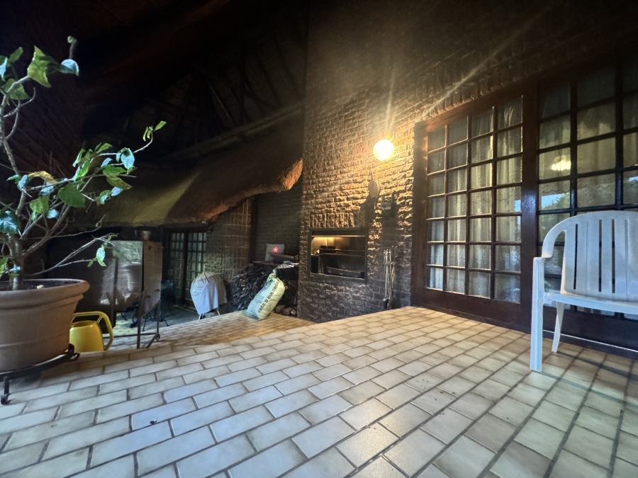 6 Bedroom Property for Sale in Doringkruin North West